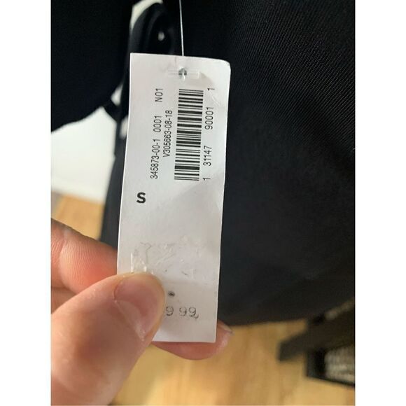 Old navy black dress - Picture 4 of 4